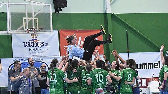 Lección de coraje y fe del Rocasa para lograr la clasificación para las semifinales de la Liga Guerreras Iberdrola