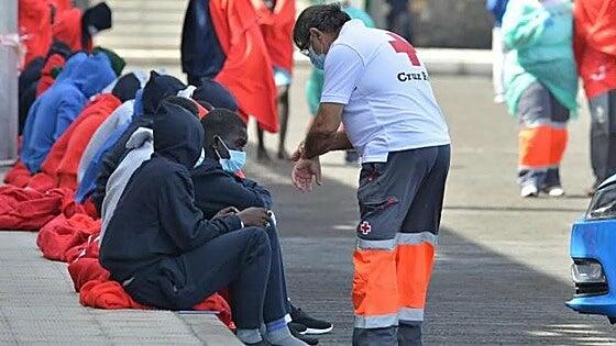 Tres personas detenidas en Senegal bajo sospecha de pertenecer a una red de tráfico de migrantes hacia Canarias