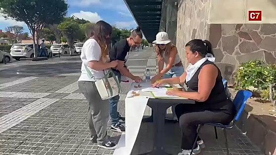 Schamann recoge firmas por su seguridad en 7 Palmas tras la muerte violenta de su vecino Vicente