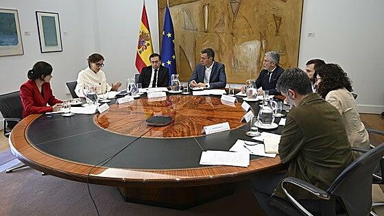 La gestión de la crisis genera una nueva bronca política entre Canarias y el Estado