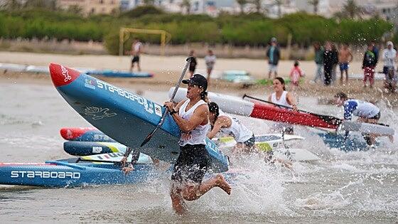 Alba Alonso arrasa en el Nacional de Stand Up Paddle
