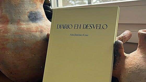 Cartas a la noche: Ana Jiménez debuta con un poemario sobre la búsqueda personal