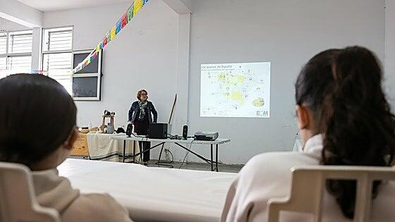 El queso flor de Guía triunfa en el CEIP Piedra Molino