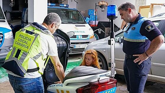 Más seguridad en las motos para la Policía de La Oliva