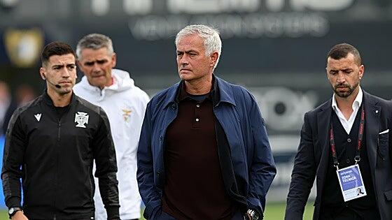 Mourinho cierra la puerta al Real Madrid... hasta que acabe la temporada