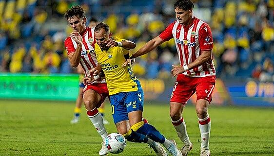 Horario y dónde ver en televisión el partido Almería-UD Las Palmas en directo