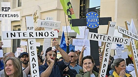 Más de 125.000 trabajadores públicos continúan en abuso de temporalidad