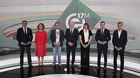 Juanma Moreno contraataca para neutralizar los ataques a su gestión de la sanidad