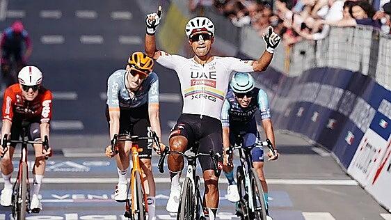 El Movistar le pone picante al Giro