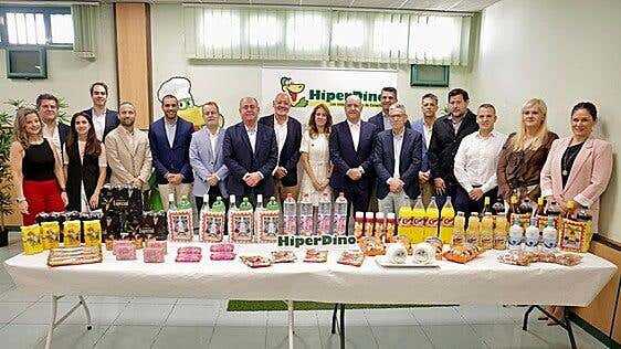 Precios especiales y diseños únicos: así es la campaña de HiperDino por el Día de Canarias