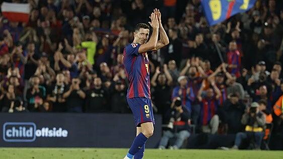 El Barça despide a Lewandowski con récord