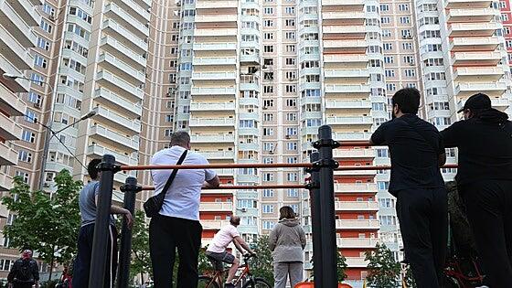 Ucrania recuerda a los moscovitas que están en guerra y causa tres muertos en un ataque con 600 drones