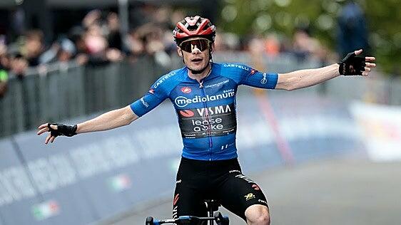 Vingegaard cuadra las cuentas para ganar el Giro