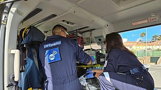 Un hombre es trasladado de urgencia al Hospital Insular tras sufrir una complicación quirúrgica en Playa del Inglés