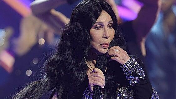 Cher cumple 80 años, incólume al paso del tiempo