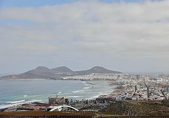 Canarias se prepara para la llegada de los 34 grados