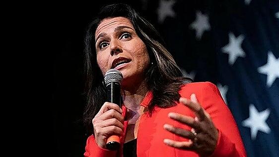 Dimite Tulsi Gabbard, la directora de Inteligencia de Estados Unidos que contradijo a Trump sobre Irán