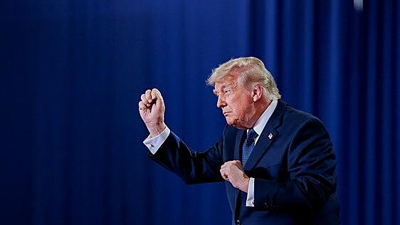 Trump ve cerca la reapertura de Ormuz pero retrasa la firma de un acuerdo con Irán