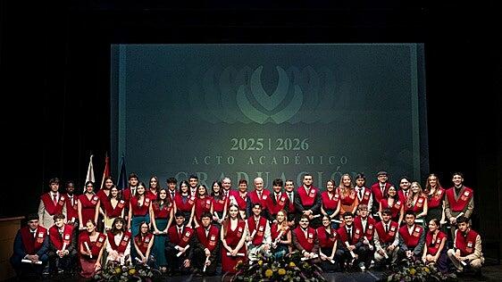 Emoción en la graduación del Colegio Arenas