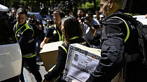 «Hay que cuidar a los jueces, policías y funcionarios»: la UDEF rastrea pagos en metálico a «señoras»