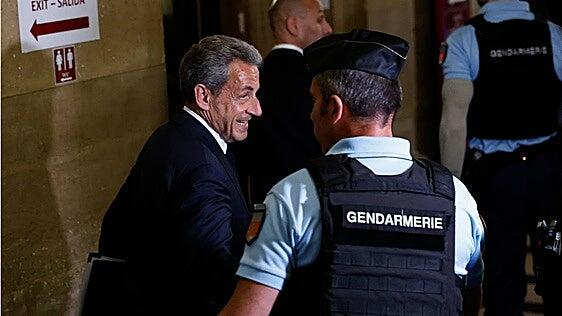 La defensa de Sarkozy tacha de «novela grotesca» la acusación por la financiación libia de su campaña