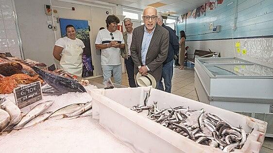 Morales promete más apoyo a la pesca artesanal para afrontar un año «difícil»