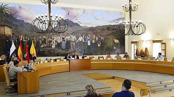 Sin quórum para recusar a Francisco García: «Han reventado el pleno»