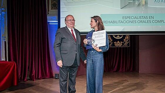 Clínica Dental Adalia, Premio Pasteur a su trayectoria en odontología avanzada