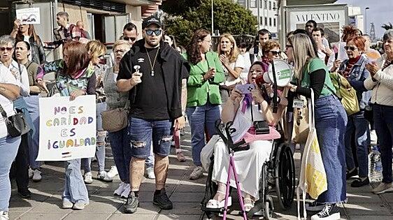 Familias y docentes se movilizan en Canarias por los derechos del alumnado con necesidades: «Faltan recursos»