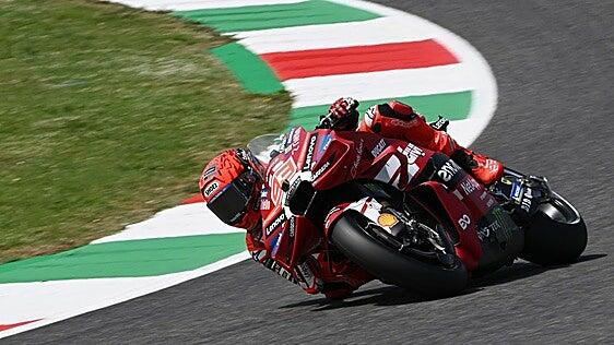 Marc Márquez pasa con nota el examen de Mugello