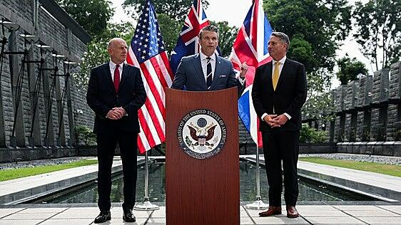 Hegseth advierte a Irán de que Estados Unidos está preparado para reanudar los ataques