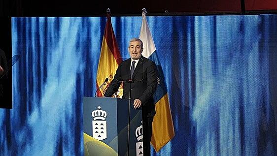 Clavijo reclama respeto para Canarias y llama a exigirlo «con orgullo y sin complejos»