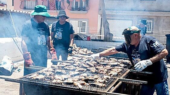 San Fernando de Maspalomas celebra con 1.000 kilos de bonito una multitudinaria jornada de tradición, folclore y orgullo canario