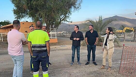 El CAAF renueva las tuberías del agua en el barrio de Altavista, en Tuineje