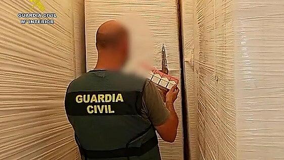 Intervenidos 11 millones de cigarrillos en una operación contra el contrabando y falsificación de tabaco con ramificaciones en Granada