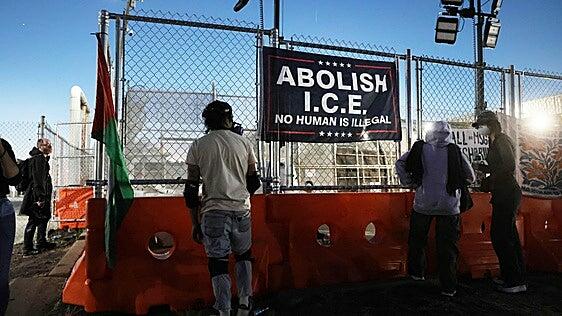 El Senado de EE UU da por fin luz verde a los 70.000 millones para la mano dura migratoria de Trump