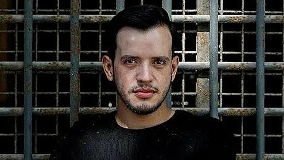 Andry Hernández, huido de Maduro y deportado por Trump, pide asilo en Andalucía: «Aquí los gays somos libres»