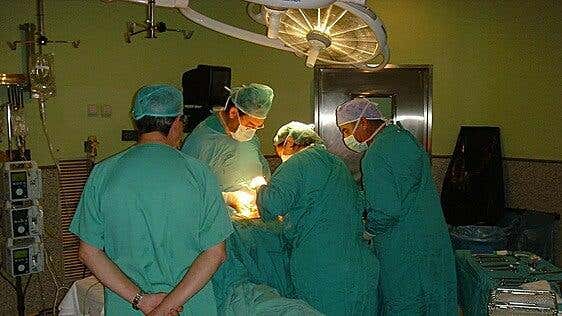 El infierno de Amanda: 16 años con una gasa dentro del cuerpo y 700 euros de indemnización