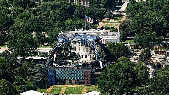 Ilia Topuria y MMA en un ring para 4.500 espectadores, así celebrará Trump su 80 cumpleaños en la Casa Blanca