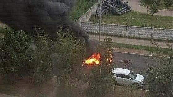 Muere un conductor en un distrito militar de Moscú al explotar una bomba bajo su coche
