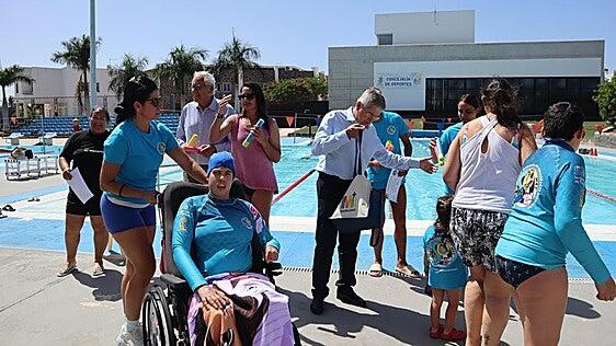 San Bartolomé de Tirajana recupera las clases de natación para niños y niñas con diversidad funcional