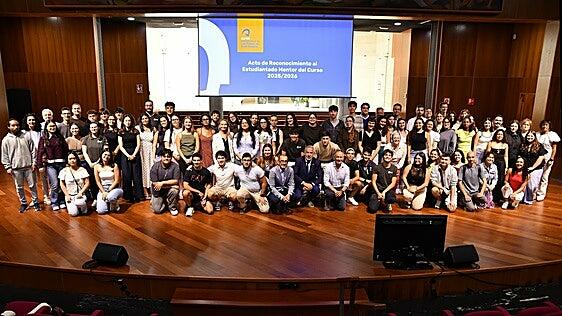 Estudiantes que guían a estudiantes: la ULPGC reconoce a 437 mentores