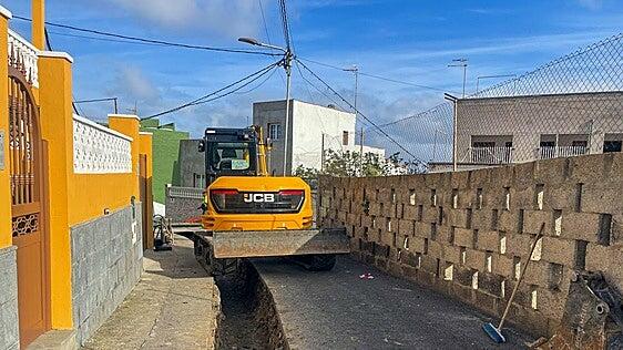 Moya licita el asfaltado de nueve calles del municipio por 300.000 euros