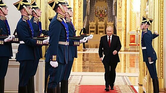 Putin afirma que dispone de 700.000 soldados en Ucrania