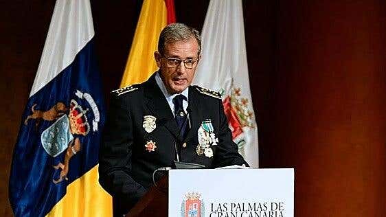 Revolcón en la Policía Local de Las Palmas de Gran Canaria: el juez obliga reponer al mando al exjefe Carlos Saavedra Brichis