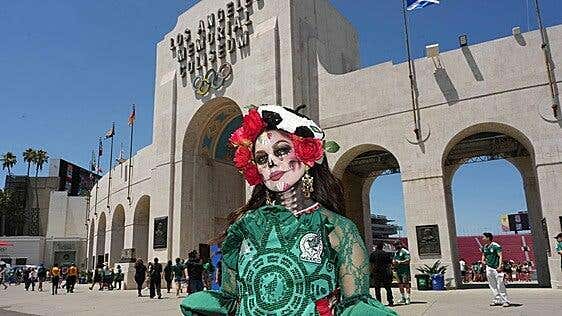 Los Ángeles vibra con México: así vivieron los emigrantes la inauguración del Mundial