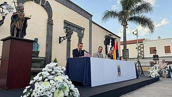 Telde vibra con el emotivo pregón de Ignacio Clemente para abrir las fiestas de San Juan Bautista 2026