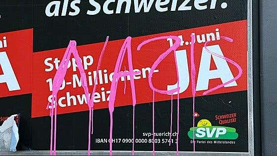 Referéndum en Suiza para limitar su población a 10 millones y reducir extranjeros