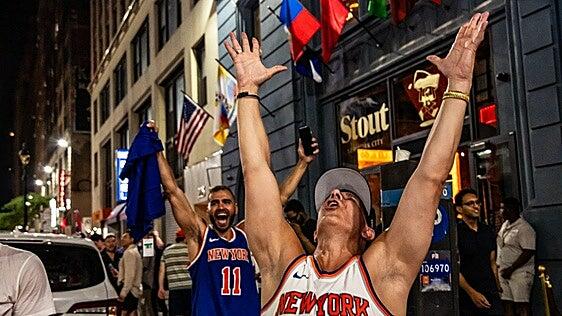 Nueva York explota: los Knicks ganan por fin la NBA