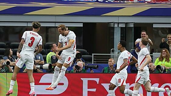 Inglaterra reina en la locura de Dallas